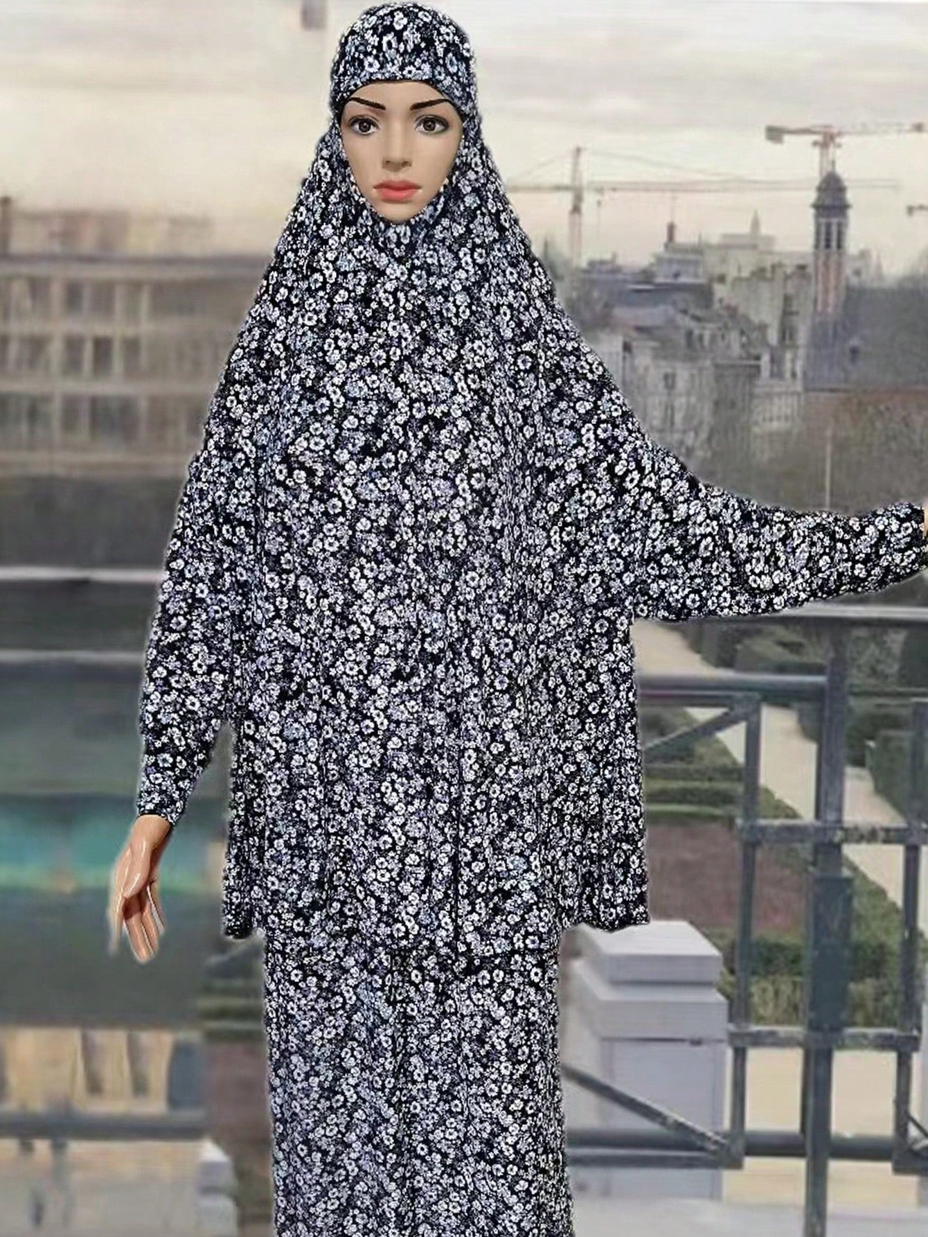 Hooded Abaya