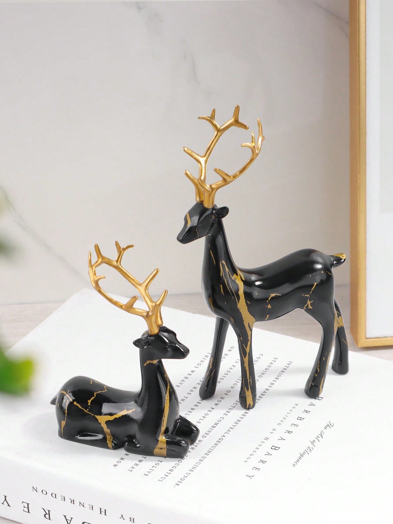 deer ornaments for christmas​

