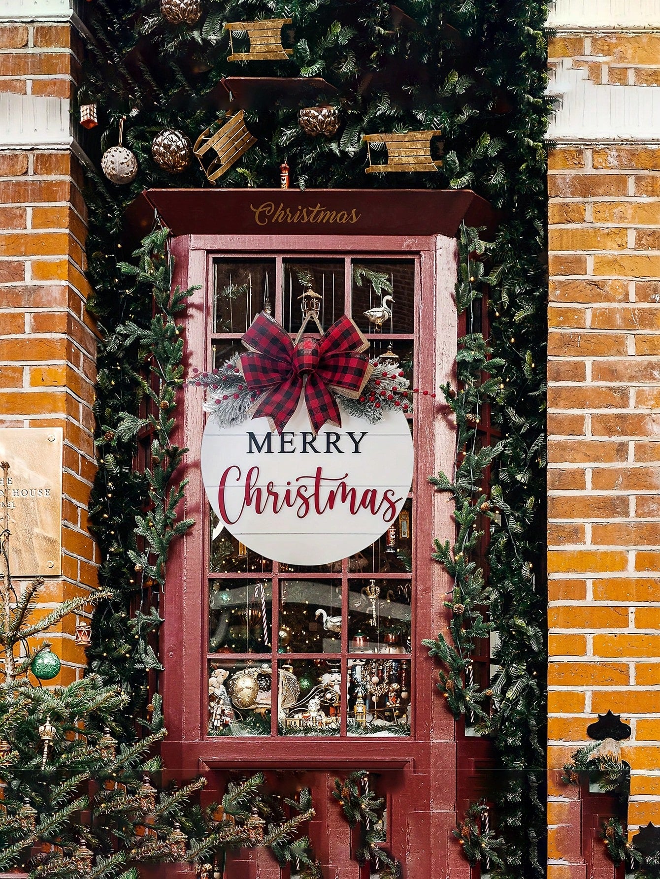 christmas welcome sign​

