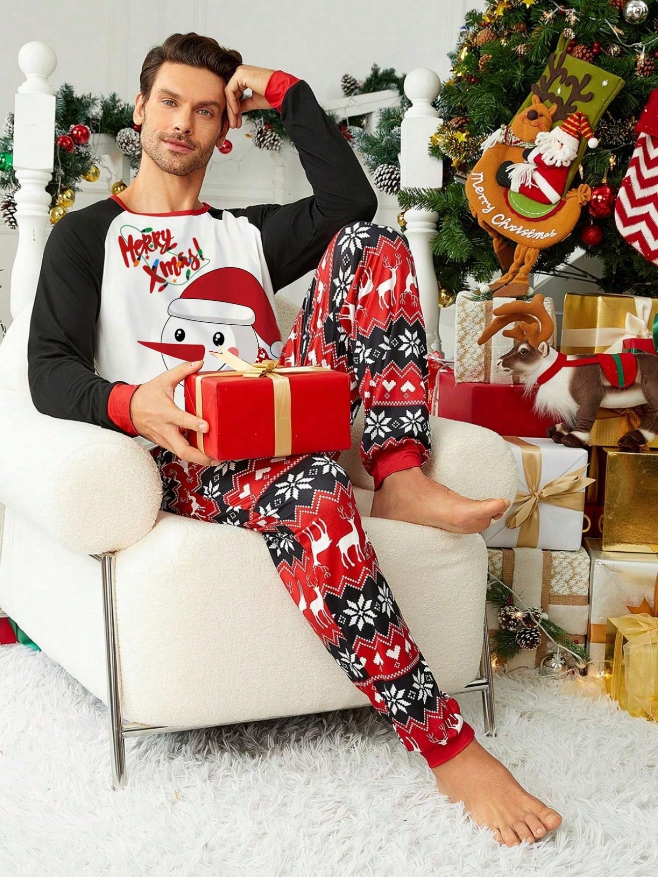 men's christmas pajamas​

